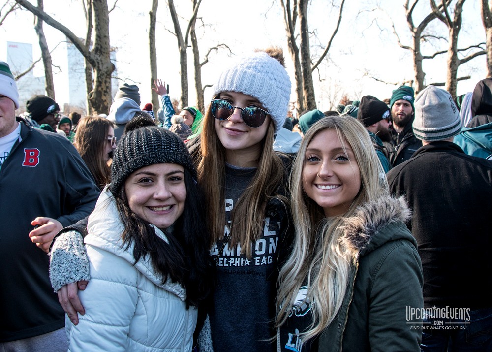 Eagles Parade Photos (Gallery 1)