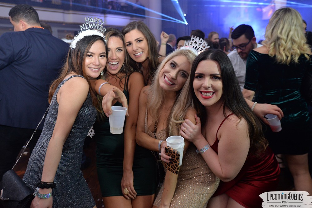 Glitter City Gala NYE Party at The Bellveue Hotel