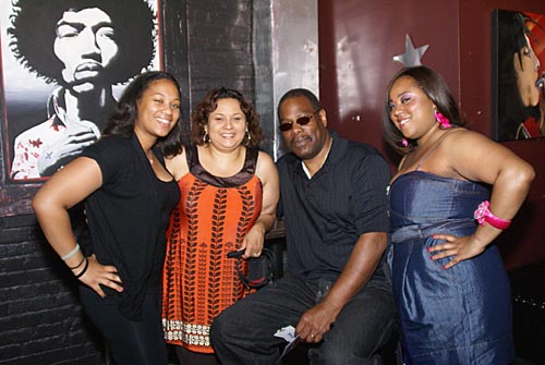 Self Expression eXperiment