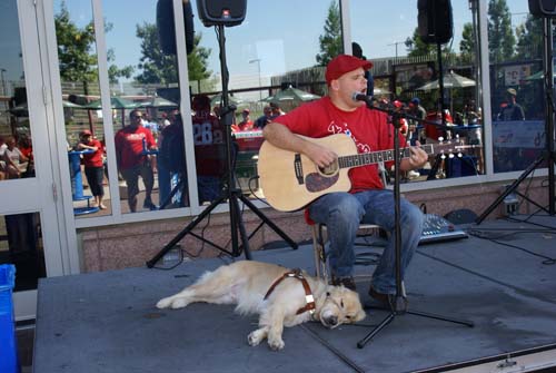 McFadden's EAGLES Away Game - Week 2 (Plus Phillies!)