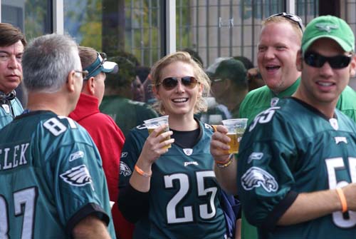 McFadden's EAGLES Home Game - Week 4