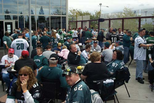 McFadden's EAGLES Home Game - Week 4