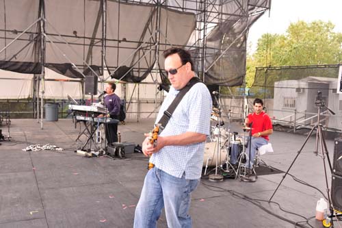 Sippin By The River 2010 (Gallery 1)