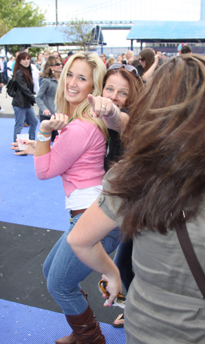 Sippin By The River 2010 (Gallery 3)