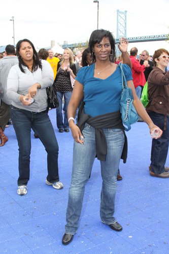 Sippin By The River 2010 (Gallery 3)