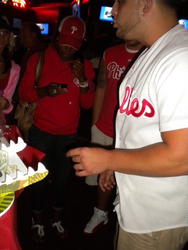 Fan Fridays @ Chickie & Pete's!