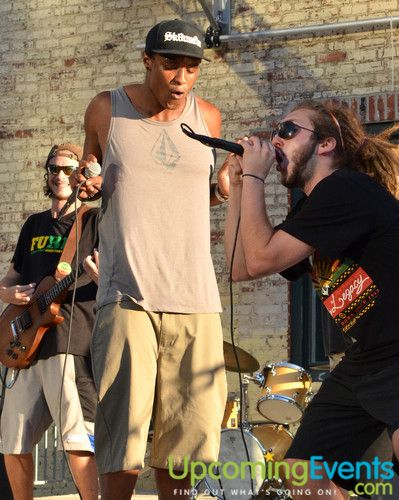 PW Concerts at Piazza