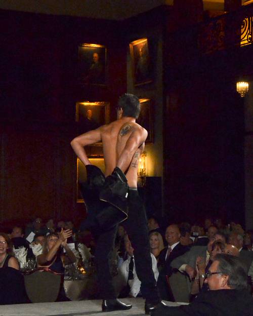 Shane Victorino All-Star Celebrity Fashion Show