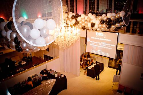 Resolution:  NYE 2012 @ TRUST  (Gallery A)