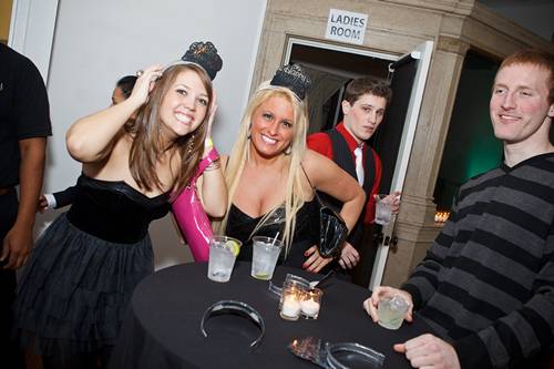 Resolution:  NYE 2012 @ TRUST  (Gallery A)