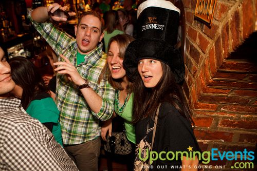 Erin Express New Deck Tavern