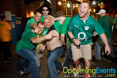 Erin Express New Deck Tavern