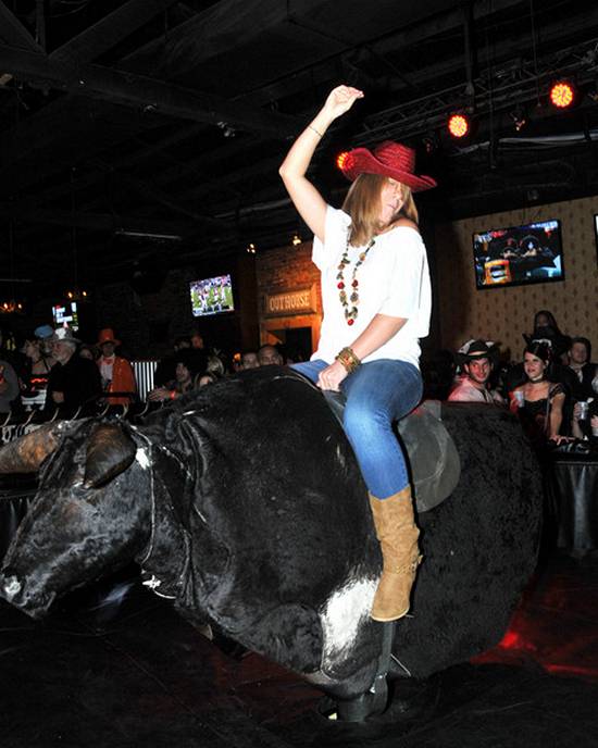 Haunted Hoedown @ Johnny Utah's