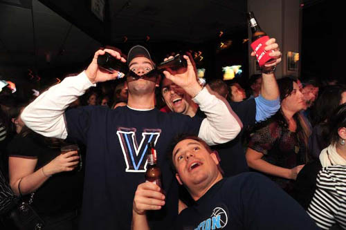 NYEPhilly.com Reunion Party @ Field House (Gallery 2)