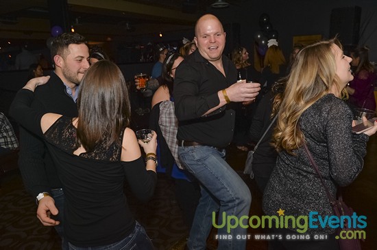 RESOLUTION: NYE @ Lucky Strike