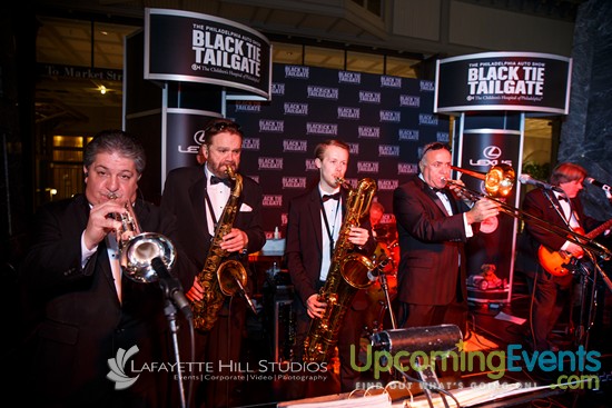 Black Tie Tailgate 2016 - Candid Event Photos