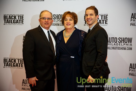 Black Tie Tailgate 2017 - Red Carpet Photos