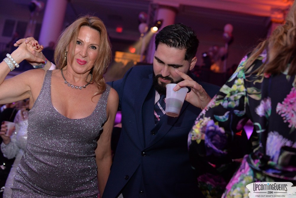 Glitter City Gala NYE Party at The Bellveue Hotel