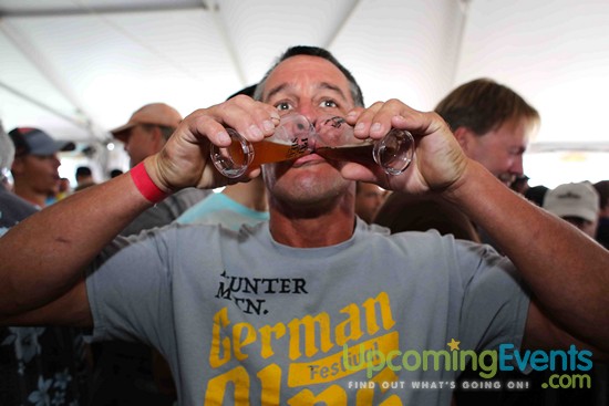 102.9 WMGK's 5th Annual Brew Blast on the Battleship