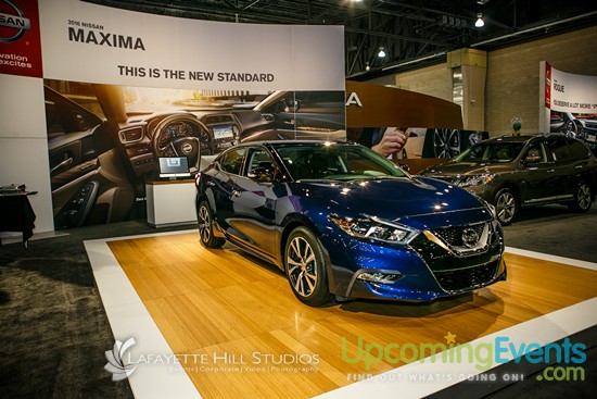 Black Tie Tailgate 2016 - Red Carpet Photos