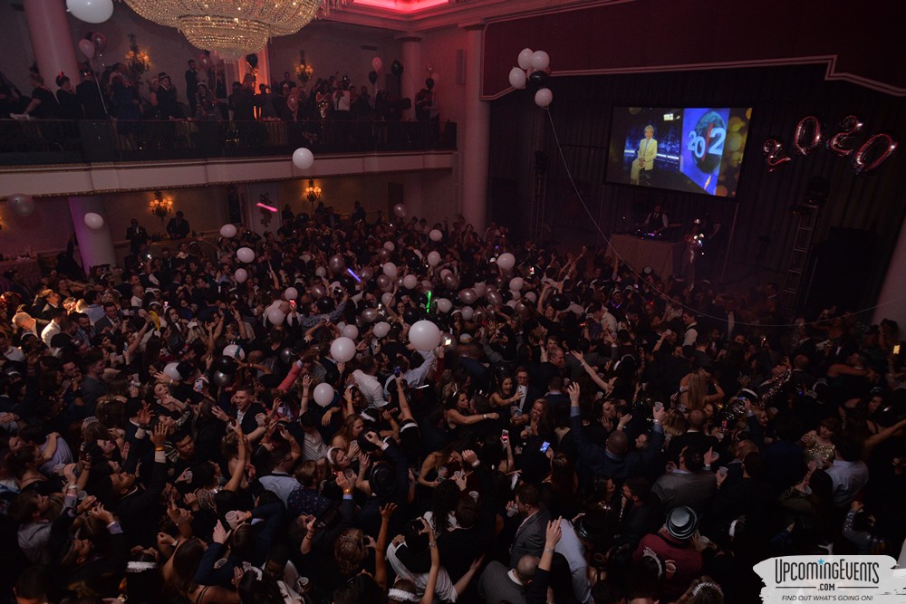 Glitter City Gala NYE Party at The Bellveue Hotel