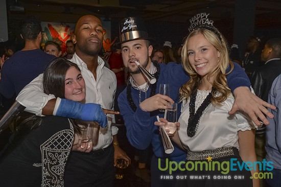 RESOLUTION: NYE @ Lucky Strike