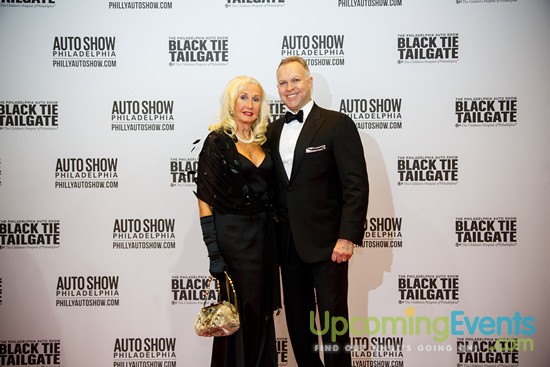 Black Tie Tailgate 2017 - Red Carpet Photos