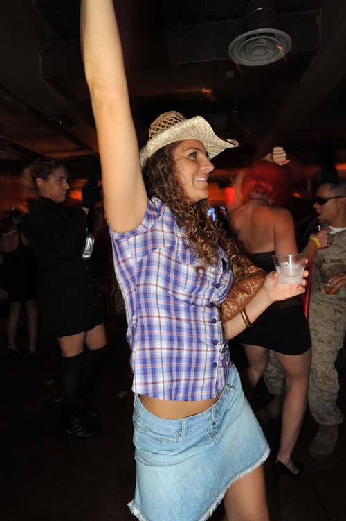 Halloween 2009 - Vampires + Vixens