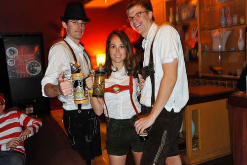 Halloween 2009 - Vampires + Vixens