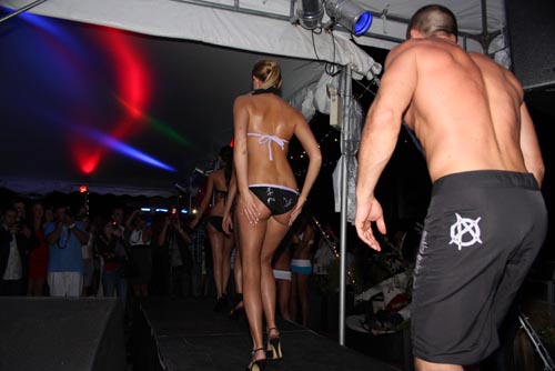 Fashion Up - Summer Fashions 2010