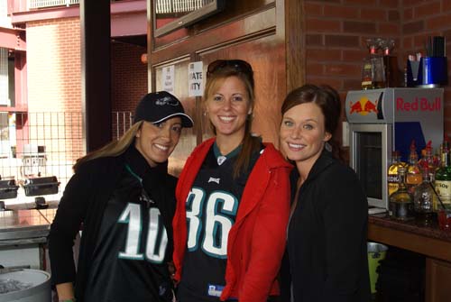 McFadden's EAGLES Home Game - Week 4