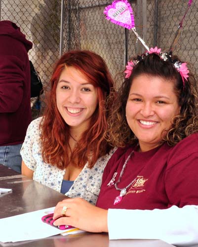 Sippin By The River 2010 (Gallery 1)