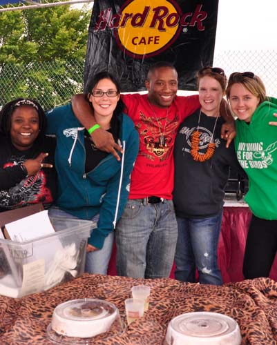 Sippin By The River 2010 (Gallery 1)