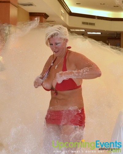 World's Largest Bubble Bath