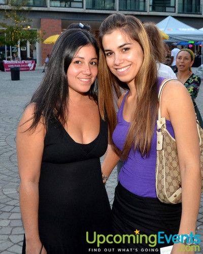 PW Concerts at Piazza