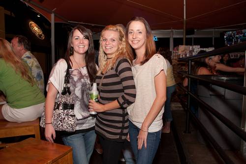 Fan Fridays @ Chickie & Petes NE Philly!