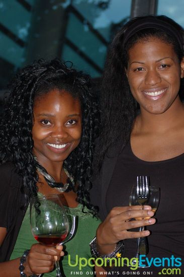 Harvest Seasonal Grill & Wine Bar Spring Menu & Wine Tasting (Gallery 2)