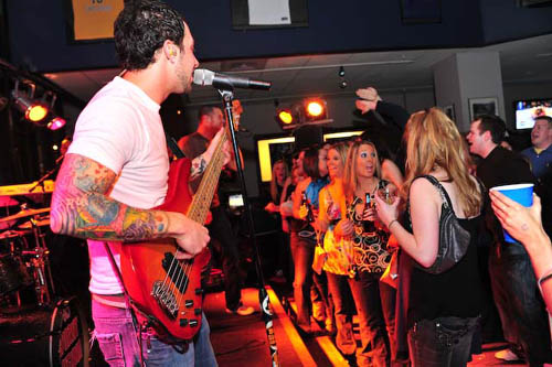 NYEPhilly.com Reunion Party @ Field House (Gallery 2)