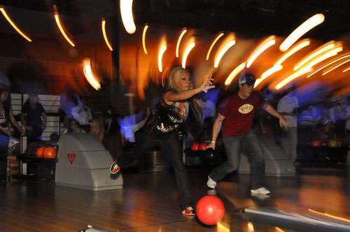 Sixers Bowl-Off For Charity