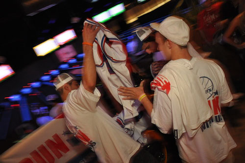 Sixers Bowl-Off For Charity