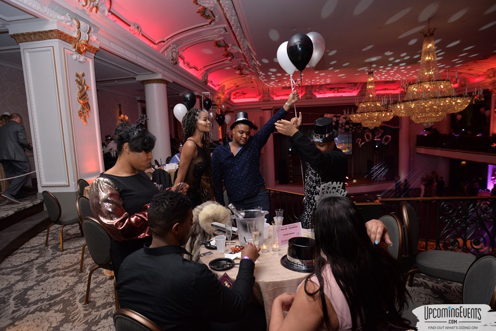 Glitter City Gala NYE Party at The Bellveue Hotel