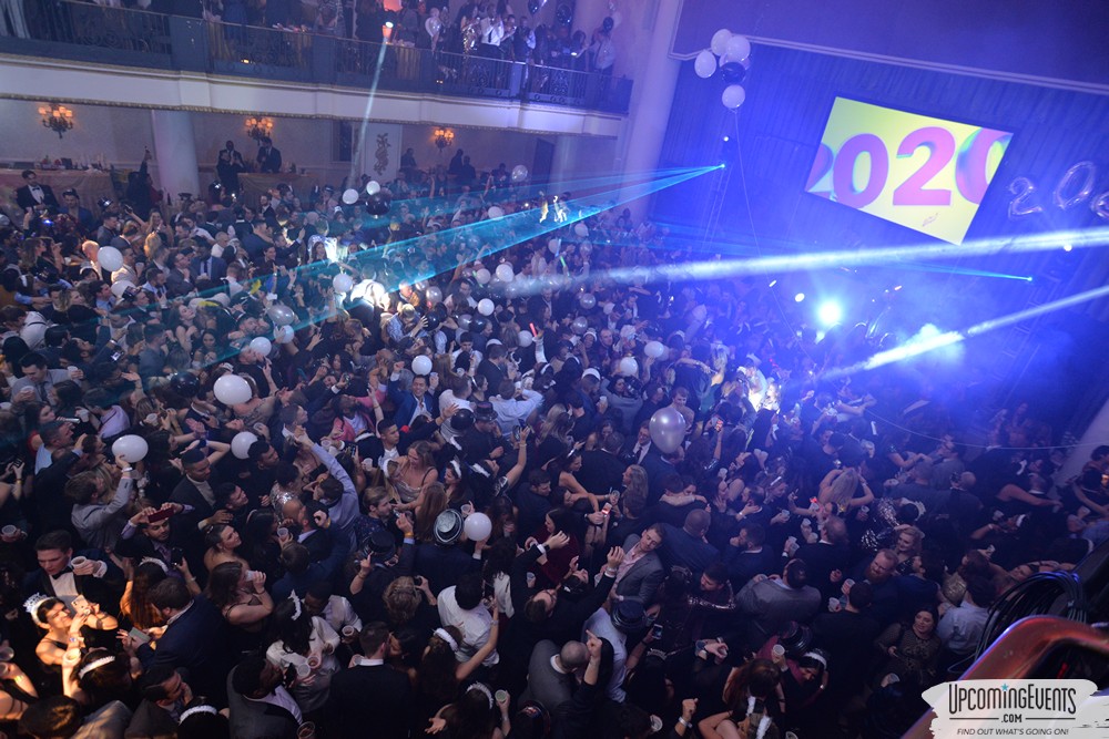 Glitter City Gala NYE Party at The Bellveue Hotel