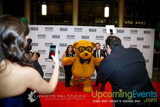 Black Tie Tailgate 2016 - Red Carpet Photos