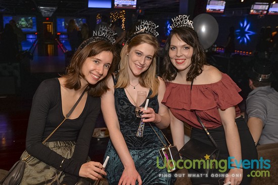 RESOLUTION: NYE @ Lucky Strike