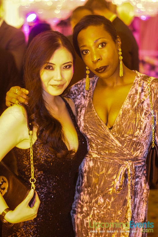 The Glitter City Gala - Philly's Hottest NYE Party! (Gallery 1)