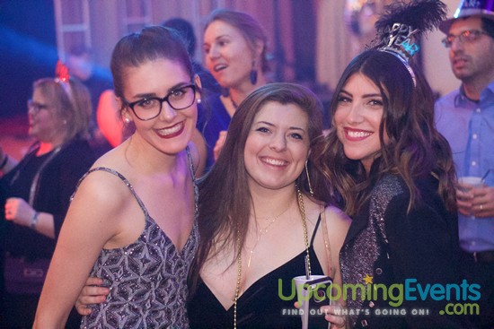 The Glitter City Gala - Philly's Hottest NYE Party! (Gallery 1)
