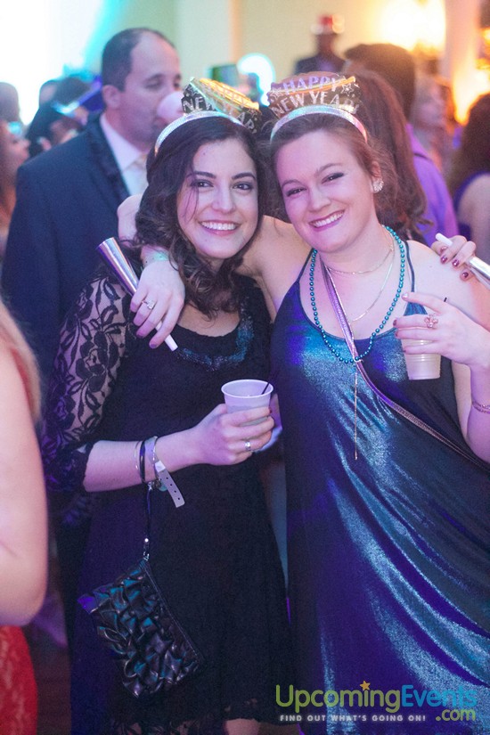 The Glitter City Gala - Philly's Hottest NYE Party! (Gallery 1)