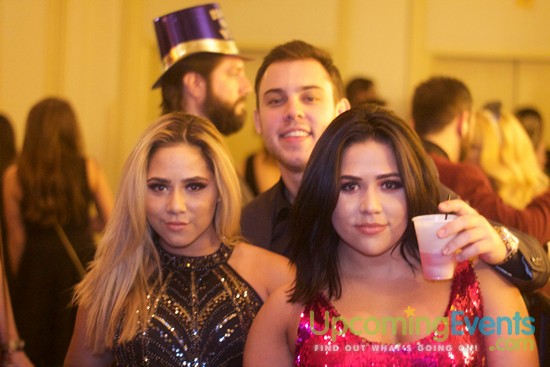The Glitter City Gala - Philly's Hottest NYE Party! (Gallery 1)