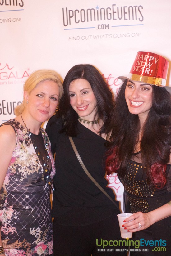 The Glitter City Gala - Philly's Hottest NYE Party! (Gallery 1)