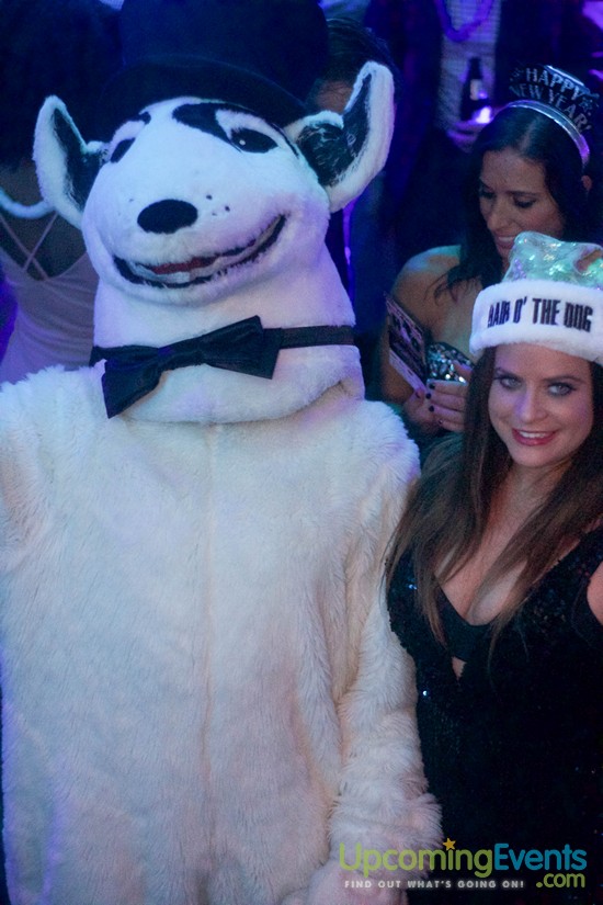 The Glitter City Gala - Philly's Hottest NYE Party! (Gallery 1)